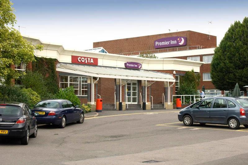 Premier Inn Leicester Fosse Park Экстерьер фото