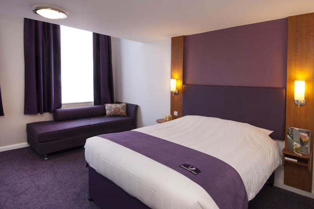 Premier Inn Leicester Fosse Park Экстерьер фото